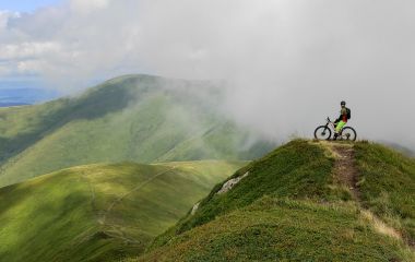 EASY TRAIL - вело навчання, прокат і тури в Обухові