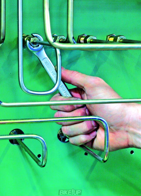 Ключ кольцевой открытый 8?10