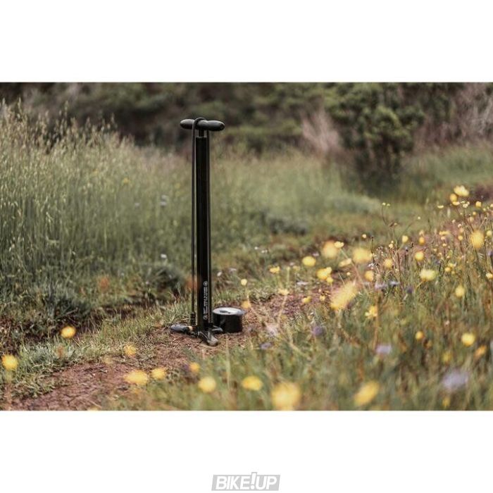 Підлоговий насос Lezyne GRAVEL DIGITAL DRIVE PRO Чорний матовий 100psi Y14