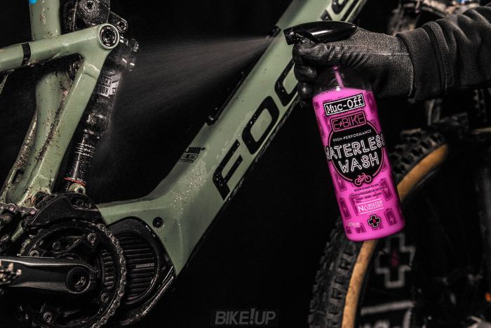 шампунь для велосипеда MUC-OFF E-bike DRY WASH 750ml