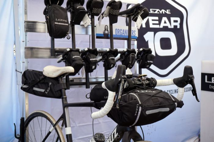 Сумка на руль Lezyne BAR CADDY Чорний 7л Y13