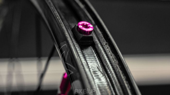 вентилі для бескамерних коліс MUC-OFF 44mm рожеві